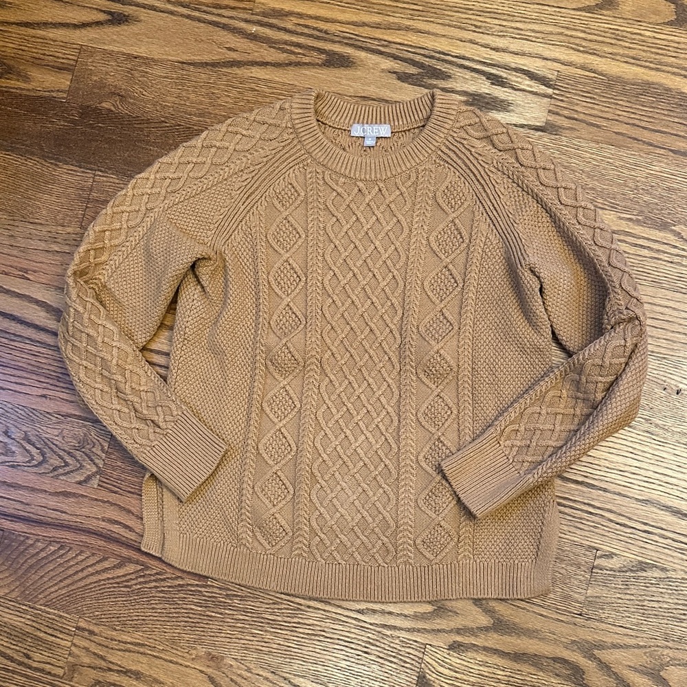 EUC J. Crew Camel Cable Knit Crewneck Sweater; M